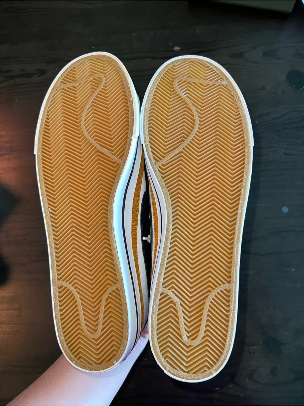 Nike low profile